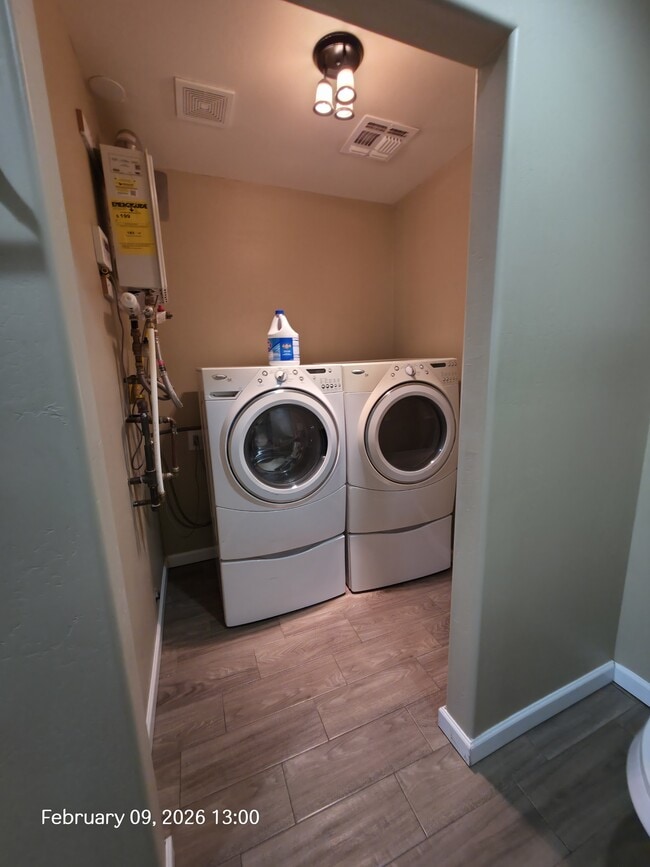 Building Photo - 763 E Cherokee St