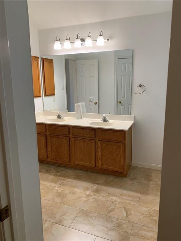 Building Photo - 5836 Lomita Verde Cir