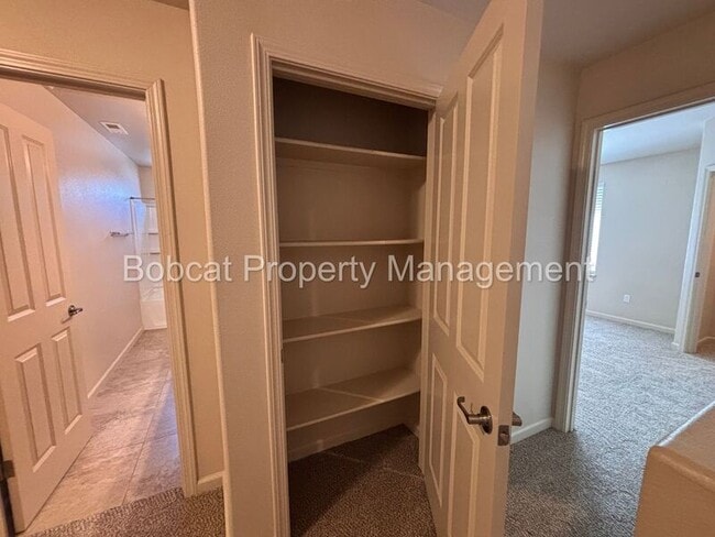 Building Photo - 825 Cassidy Ct