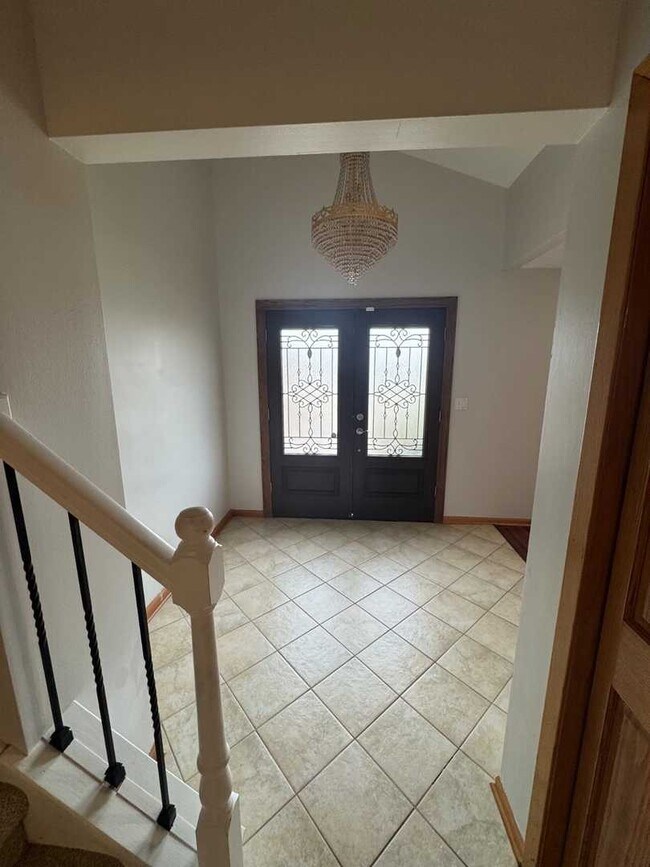 Building Photo - 15438 Sulky Dr