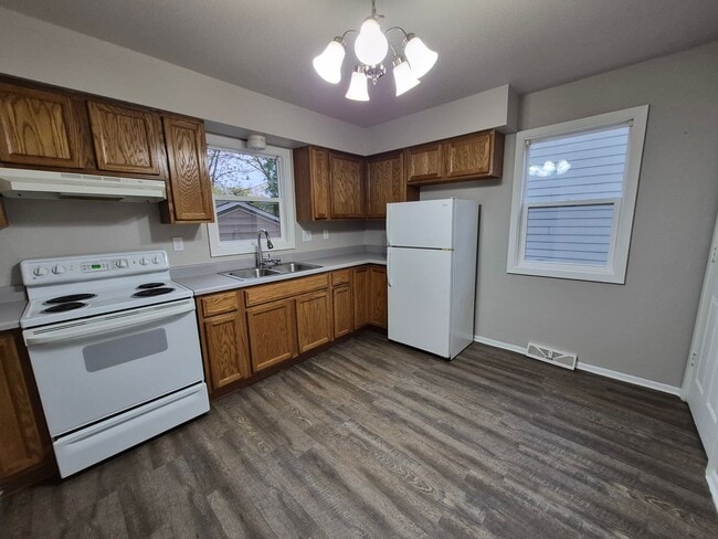 Primary Photo - 3 Bedroom home with shed on corner lot ava...