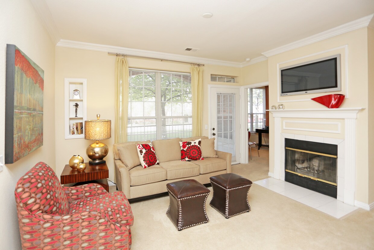 Lenox Village Apartments Lincoln