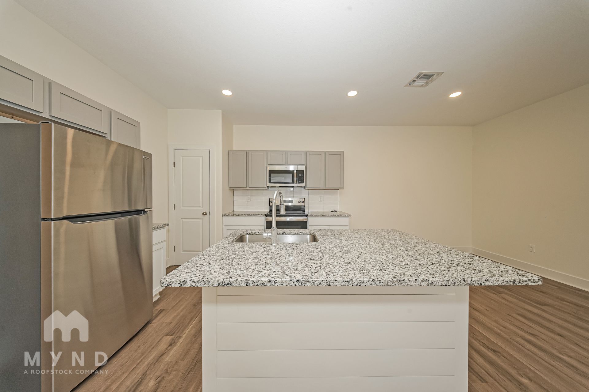 Building Photo - 5788 E Bristol Cir