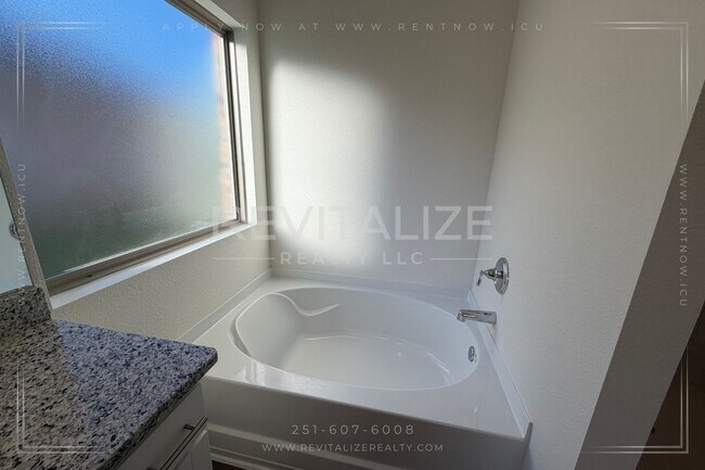 Building Photo - Lakeview Luxury Living in Hadley Village