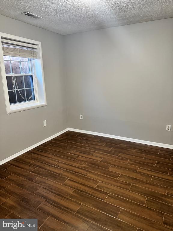 Building Photo - 102 Essex St