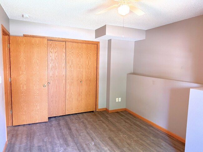 Downstairs Bedroom - 2302 Catskill Ct