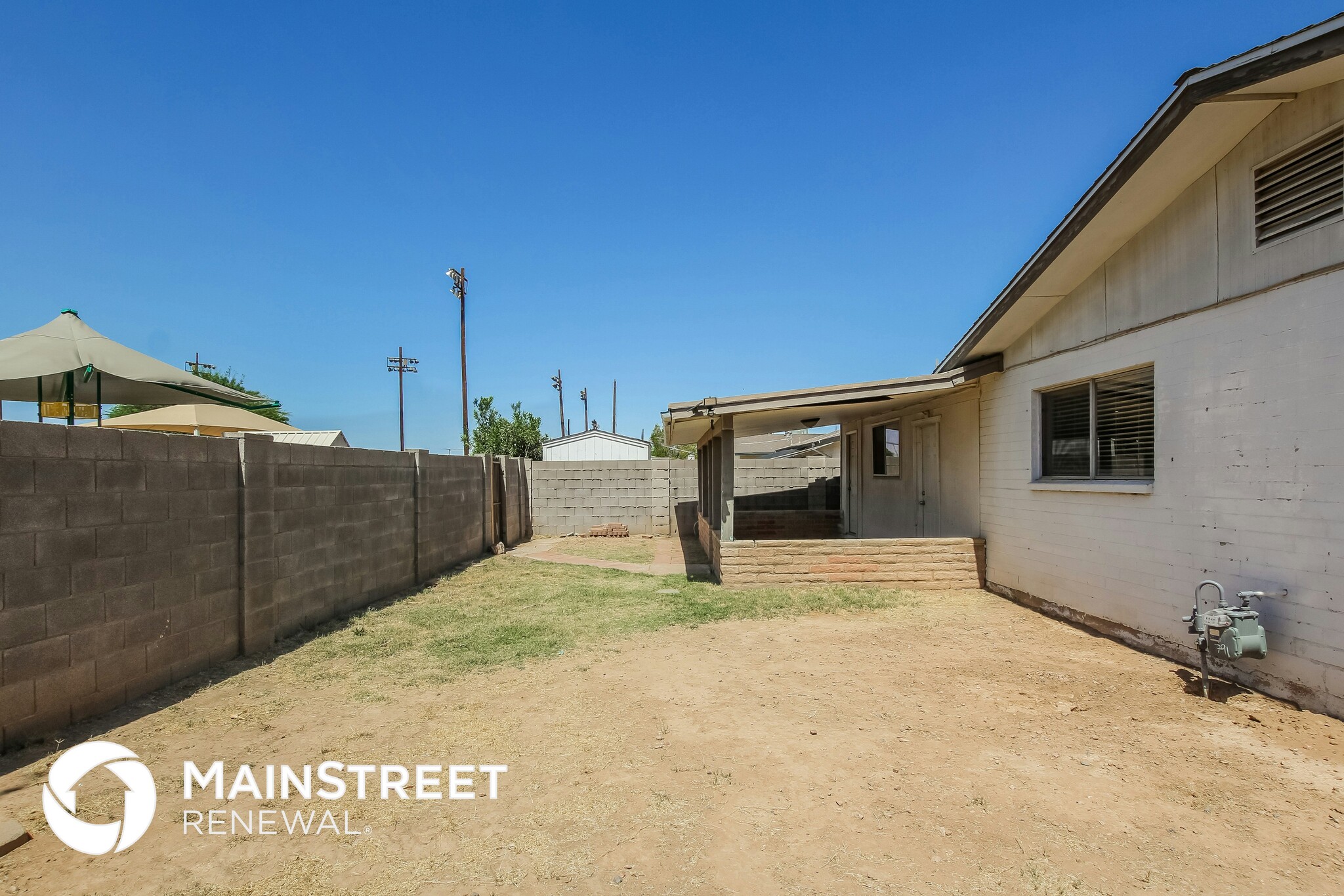 Building Photo - 3907 W Kaler Dr