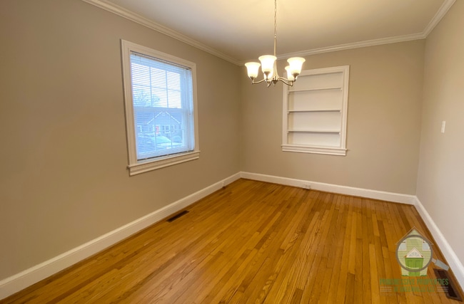 Building Photo - 10 Auburn St