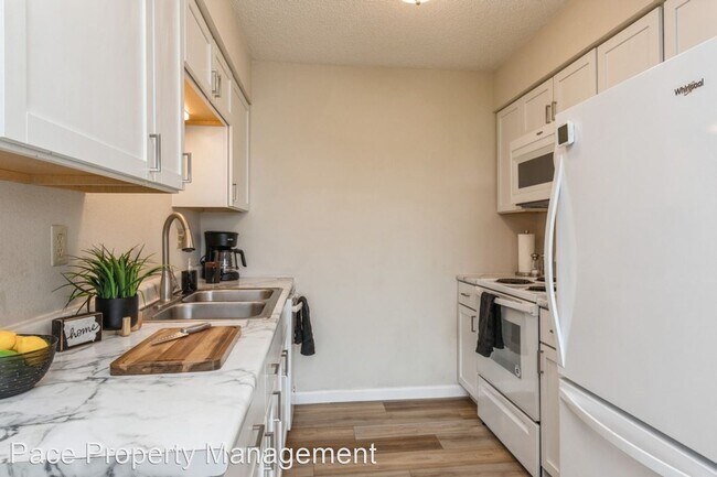 Building Photo - 2 br, 1 bath House - 6627 Preston Terrace ...