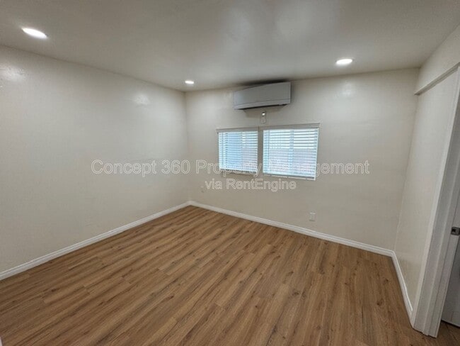 Building Photo - 5762 Cedar Ave