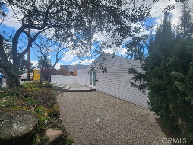 Building Photo - 2534 Community Ave