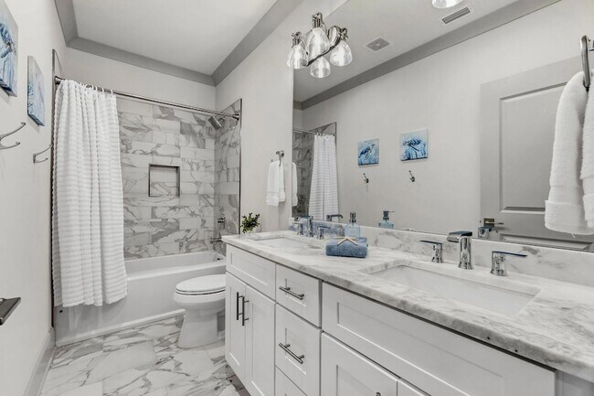 Building Photo - 45 Golden Bell Ct