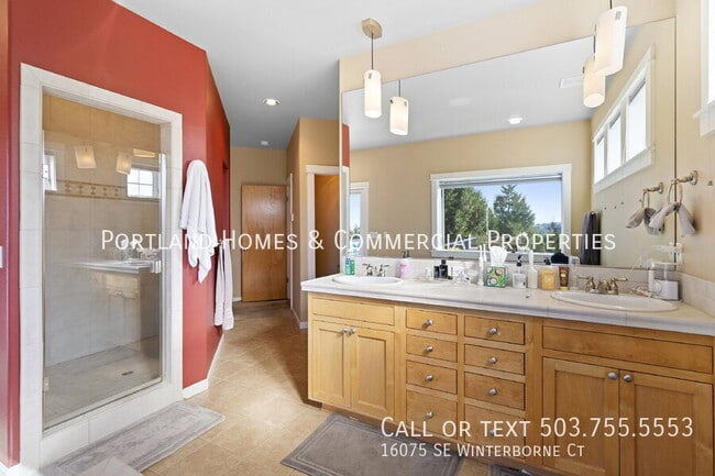 Building Photo - 16075 SE Winterborne Ct