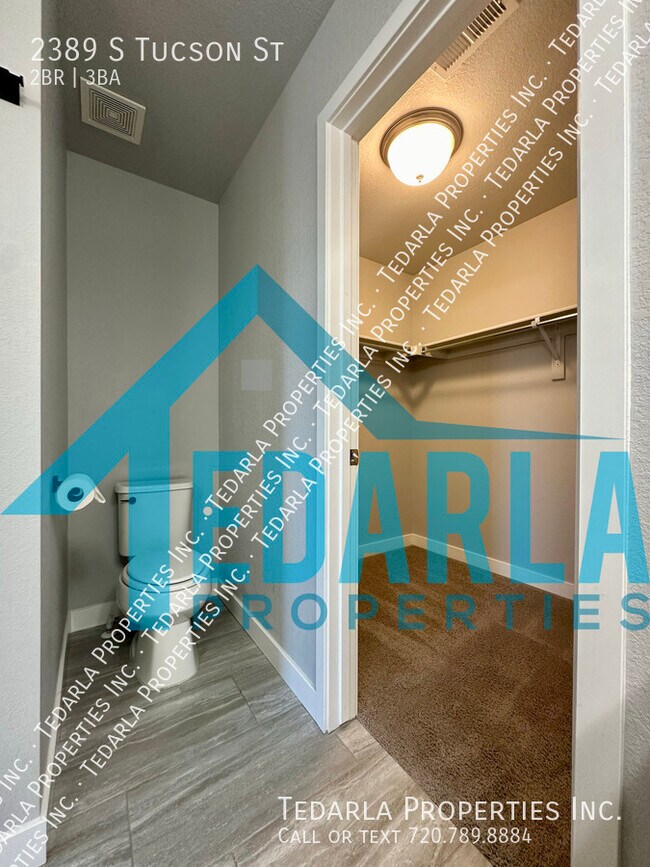 Building Photo - 2389 S Tucson St