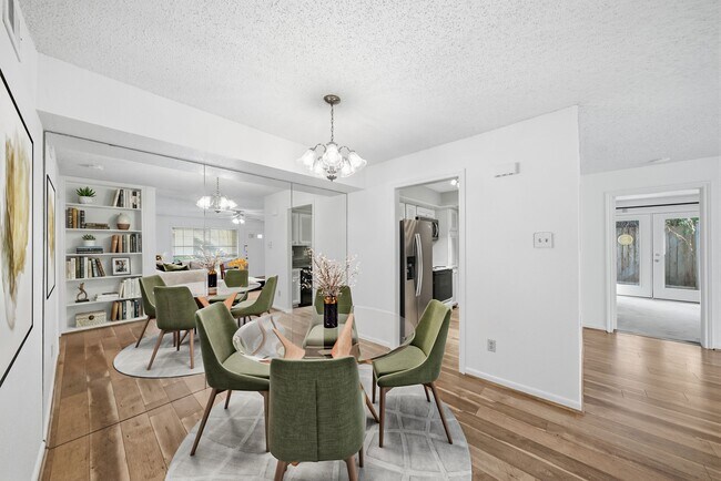 Building Photo - 1311 Antoine Dr