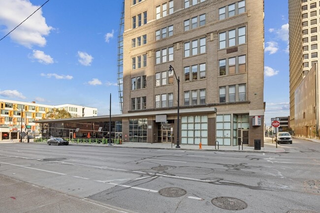 Building Photo - 110 N 3rd St