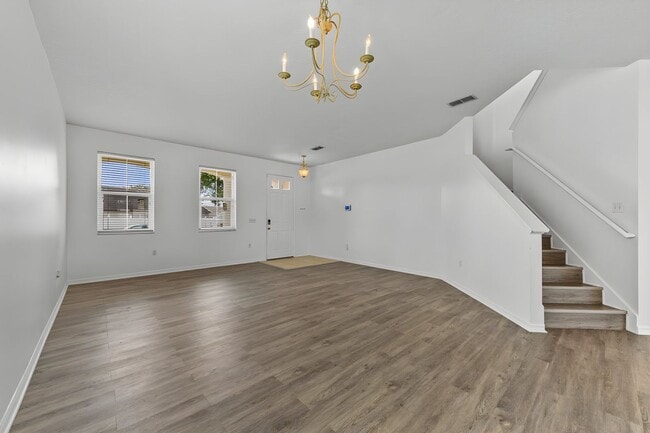 Building Photo - Perfect 4BR two story home with a Pool & Near Disney