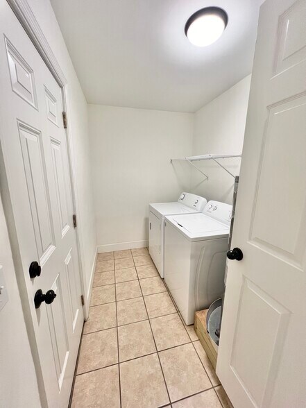 Laundry Room - 272 Fleming Rd