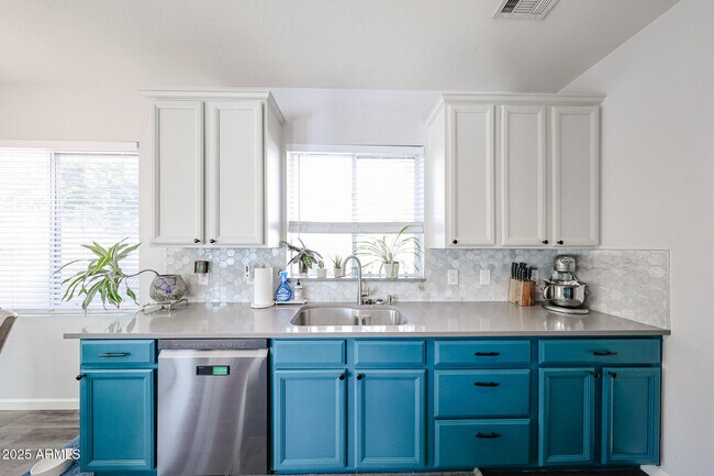 Building Photo - 35002 N 31st Ave