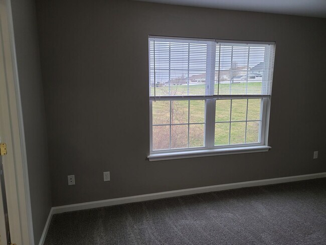 Building Photo - 3 Bedroom Townhome for Rent in Waynesboro