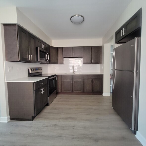 Building Photo - 6537 173rd Pl