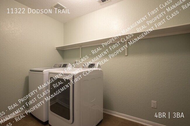 Building Photo - 11322 Dodson tr