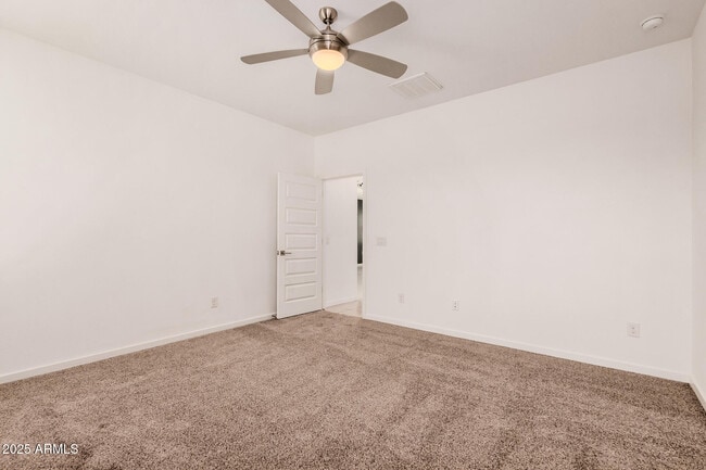 Building Photo - 399 Pelipa Dr