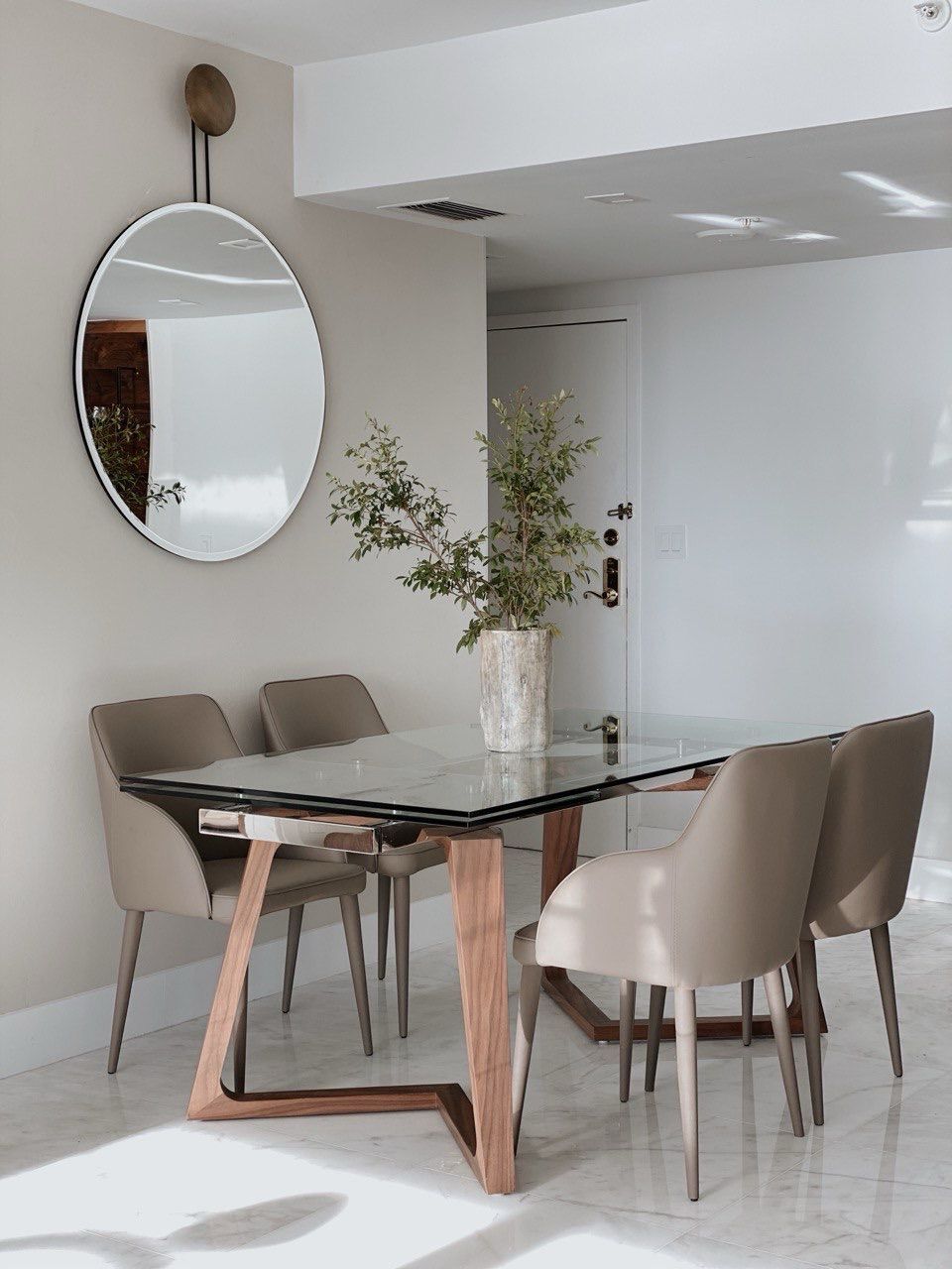 Building Photo - 800 Claughton Island Dr