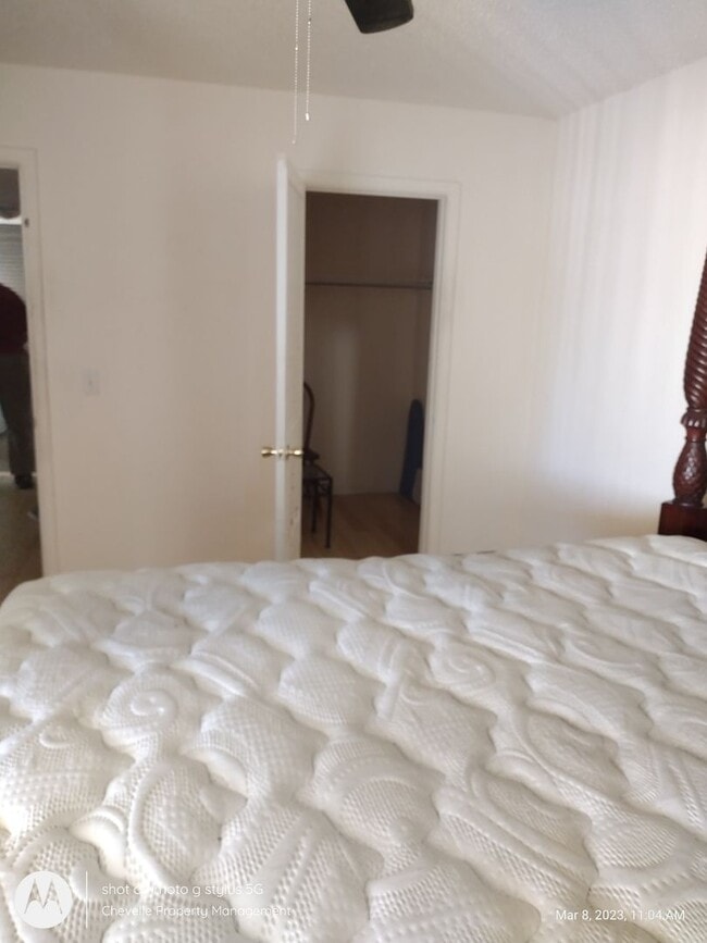 Building Photo - Furnished 2 bedroom with Loft