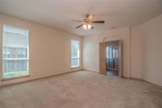 Building Photo - 812 Olive Ct