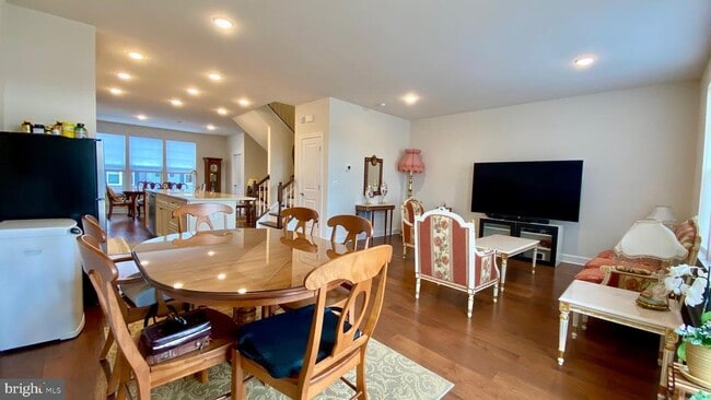 Building Photo - 13805 Litespeed Way