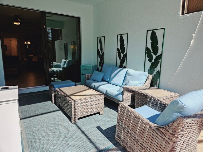 Building Photo - Annual Furnished Pet Friendly Twin Villa l...