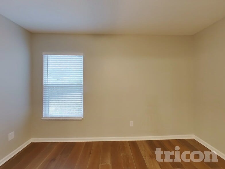 Building Photo - 3730 Maddie Ln