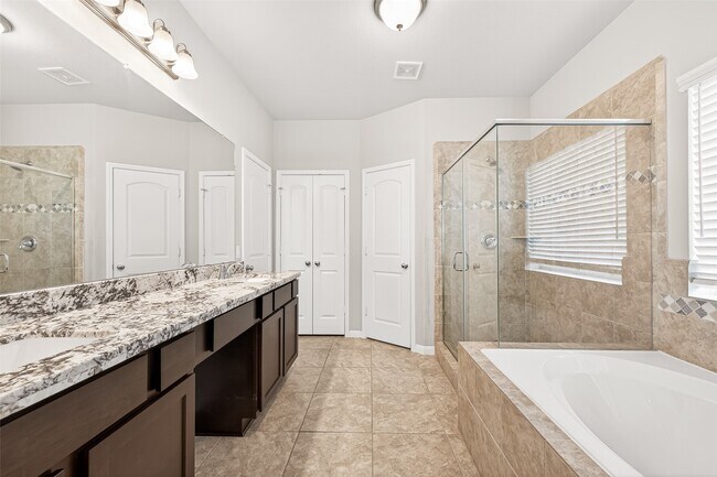 Building Photo - 24114 Leonforte Dr