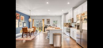 Building Photo - 4424 Carteret St