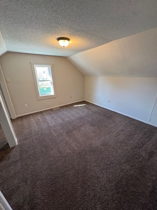 Building Photo - 2532 Miner St