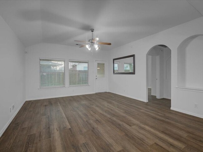 Building Photo - 20923 Dover Mist Ln