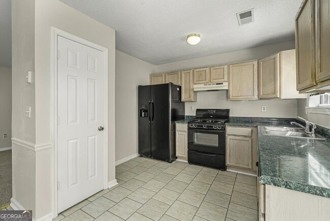 Building Photo - 3712 Salem Chapel Dr