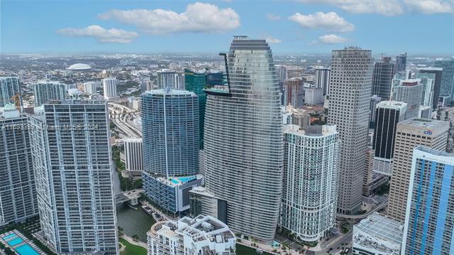 Building Photo - 300 Biscayne Boulevard Way