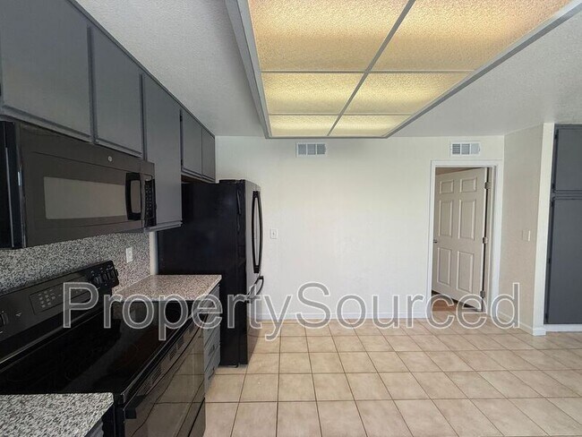 Building Photo - 1520 Andrew St