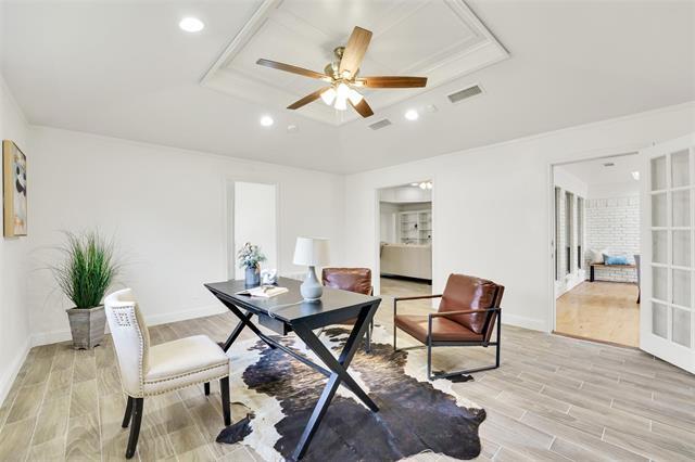 Building Photo - 9738 Amberley Dr