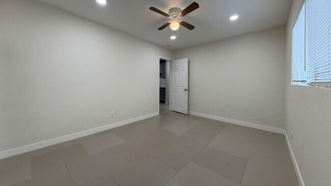 Building Photo - 3980 Cedar St