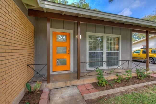 Building Photo - 7608 Delafield Ln