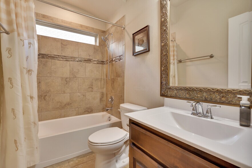 Building Photo - 117 Oakmont Dr