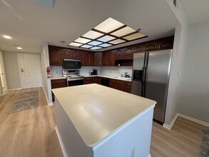 Building Photo - Luxury Living at Midtown Square