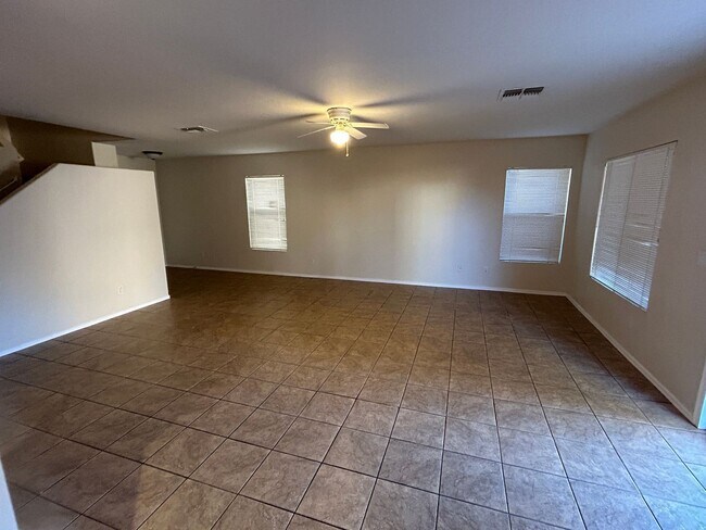 Building Photo - 22538 W Hadley St