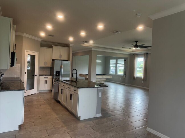 Building Photo - 5384 Grove Mill Loop