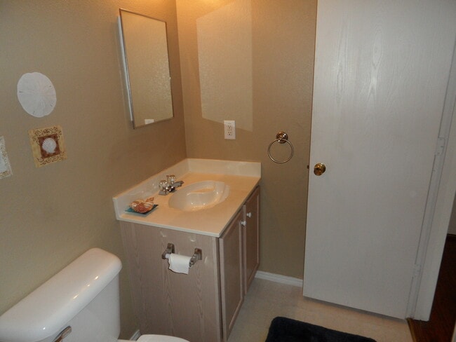 Building Photo - 5225 Newcastle Ln