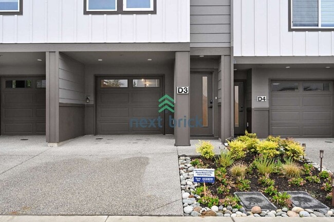 Building Photo - Spacious 3-Bedroom Townhouse Retreat with 3 Full Baths in Bothell - 1,551 Sq. Ft. of Modern Comfort!