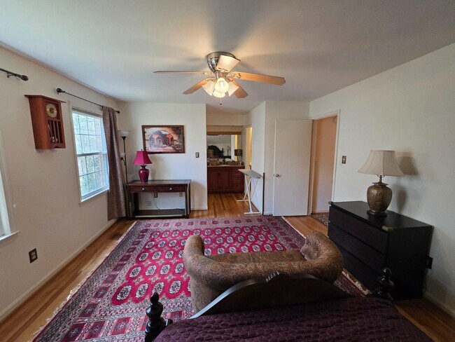 Building Photo - 8120 Paisley Pl